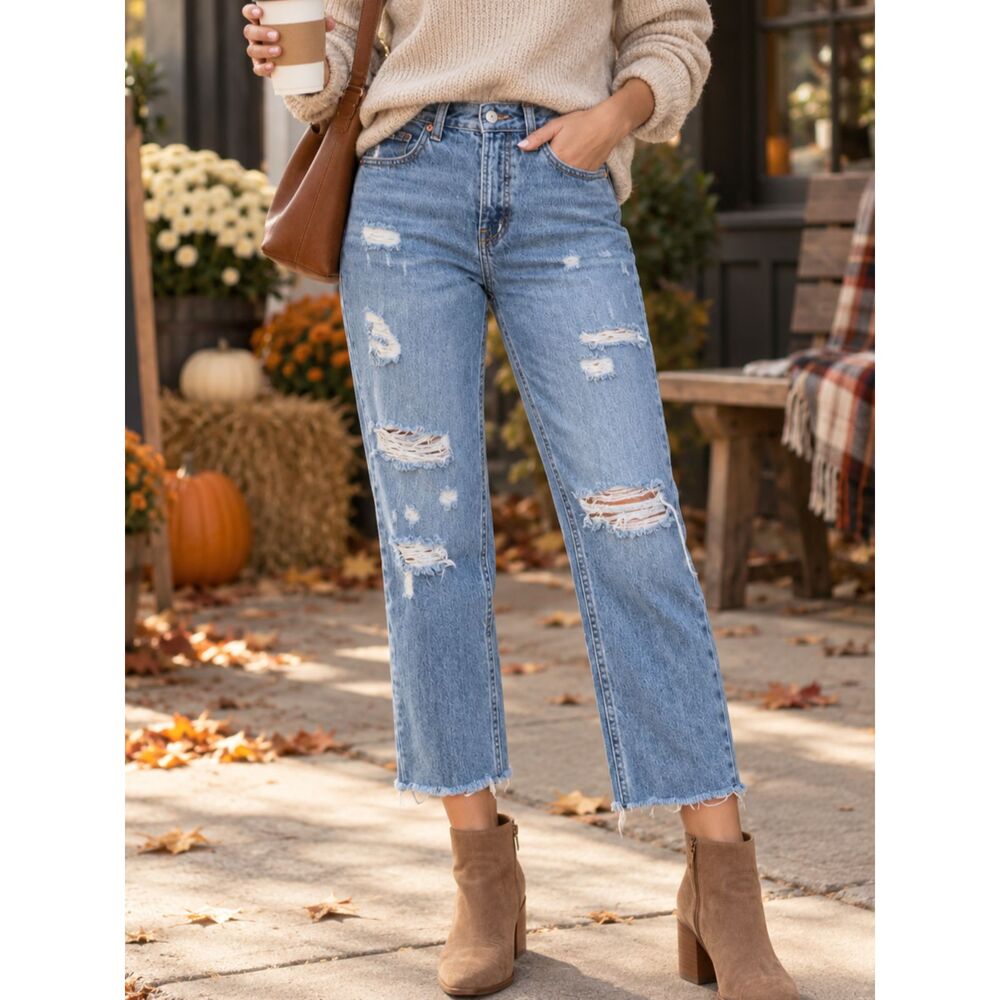 Old Navy Slouchy Straight Crop Distressed High Rise Women's 4 Button Fly Jeans